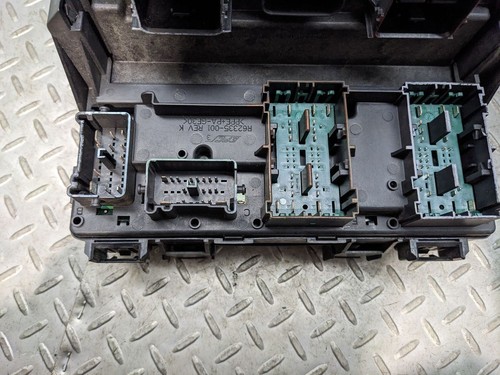 Chassis ECM Multifunction Includes Fuse Box Fits 14 WRANGLER 1148946 - Picture 7 of 12