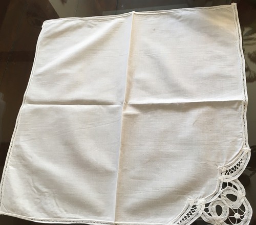 Estate Cotton Dinner Napkins white on White Lace Edge Embroidered Corners 12 Pc* - Picture 3 of 7