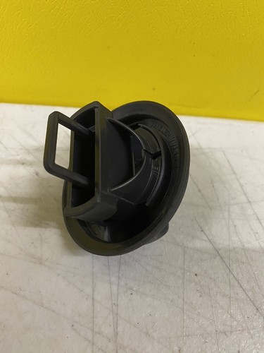 2001-2013 RENAULT TRAFIC PETROL / DIESEL FUEL CAP .. FAST DISPATCH .. - Picture 14 of 24