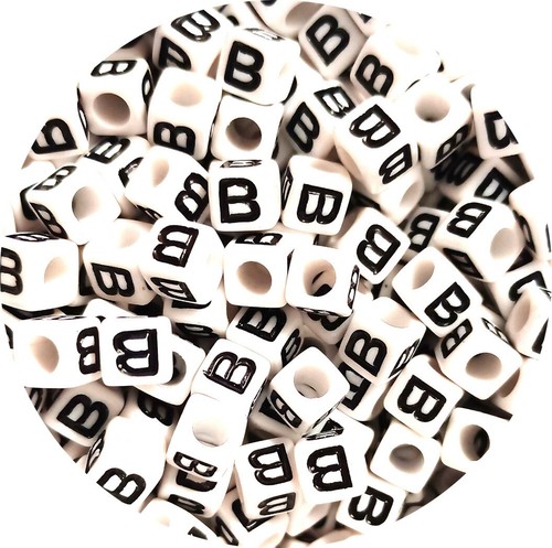 50 /100 Pcs 7Mm Letras Acrílicas Blancas CUBE Mezcladas Y Simples A-Z - Picture 3 of 27