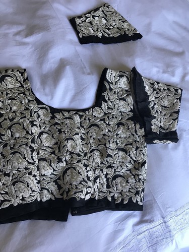 Wunderschöne schwarz/weiße Designer Chiffon Saree mit bestickter Bluse - Bild 7 von 8
