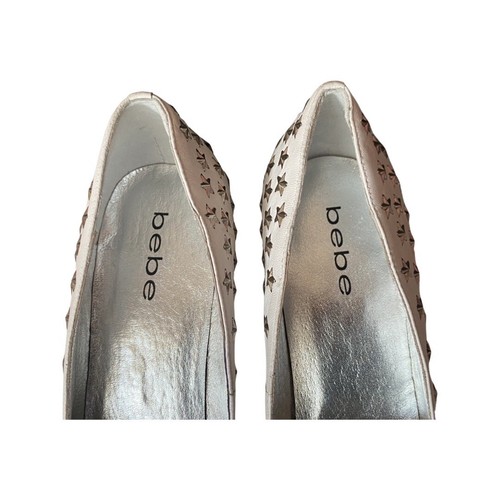 BEBE TINA STAR STUDDED LEATHER WHITE PUMPS 8M - Picture 6 of 10