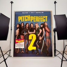 Pitch Perfect 2 Blu-ray + DVD + DIGITAL HD Anna Kendrick Rebel Wilson 2015