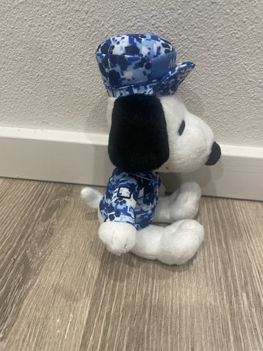 Metlife Snoopy Military Navy Blue Camouflage Blueberries Plush Dog Peanuts 2011 - Picture 11 of 11