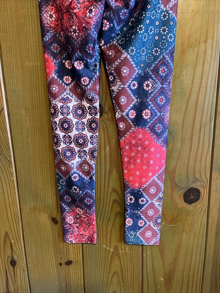 Leggings American Eagle Outfitters Patrón Patchwork Talla Pequeña Foto 4 de 4
