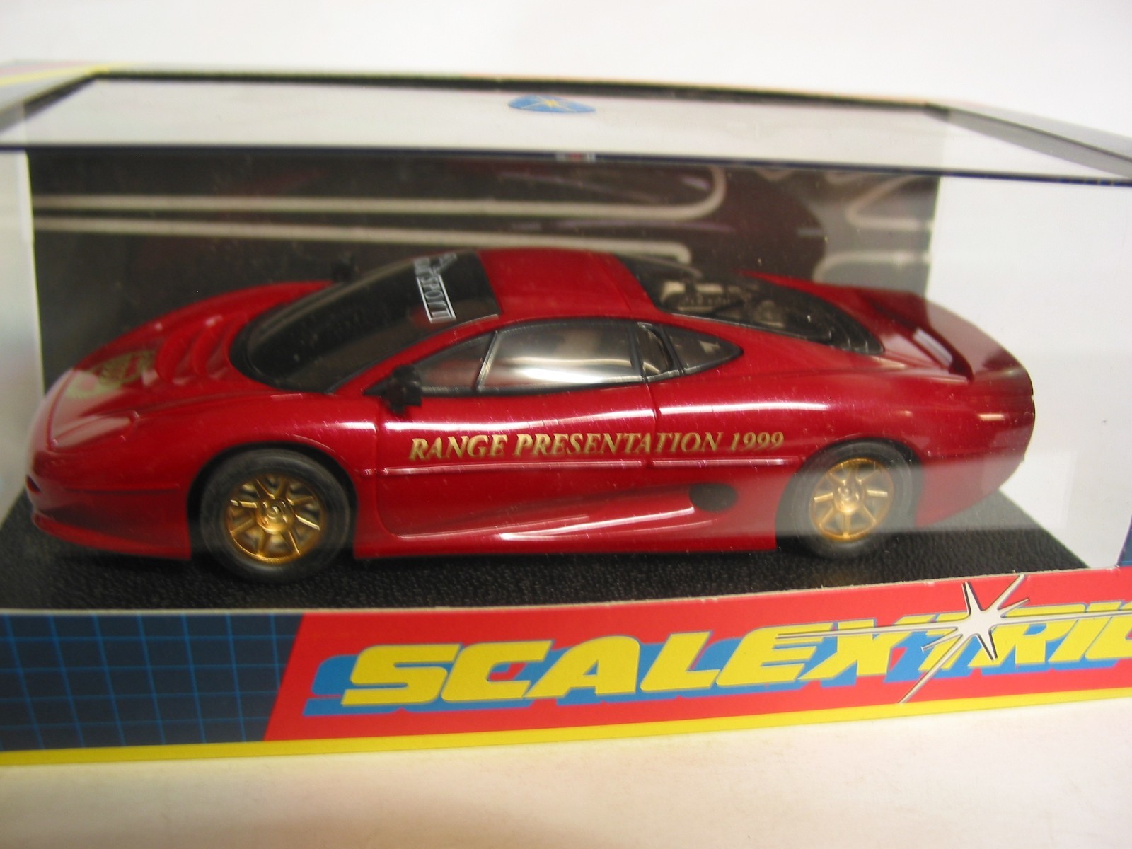 Coleccionable Scalextric C2228 gama presentación 1999 158 300 Jaguar XJ220 Rojo Coleccionable Scalextric C2228 C2228 C2228 gama presentación 1999 158 300 Jaguar XJ220 Rojo seguro de calidad