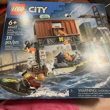 LEGO CITY: Police Speedboat and Crooks' Hideout (60417)