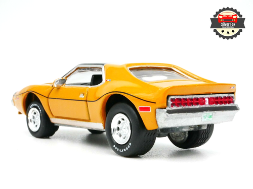 1971 AMC JAVELIN AMX YELLOW 1:64 SCALE DIECAST COLLECTOR COLLECTOR MODEL CAR - Picture 2 of 9