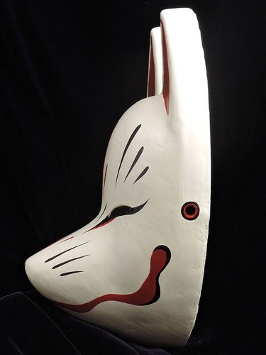 Japanese Kitsune Fox Mask White Red and Gold Suzune Traditional Hand Crafts - Picture 4 of 6