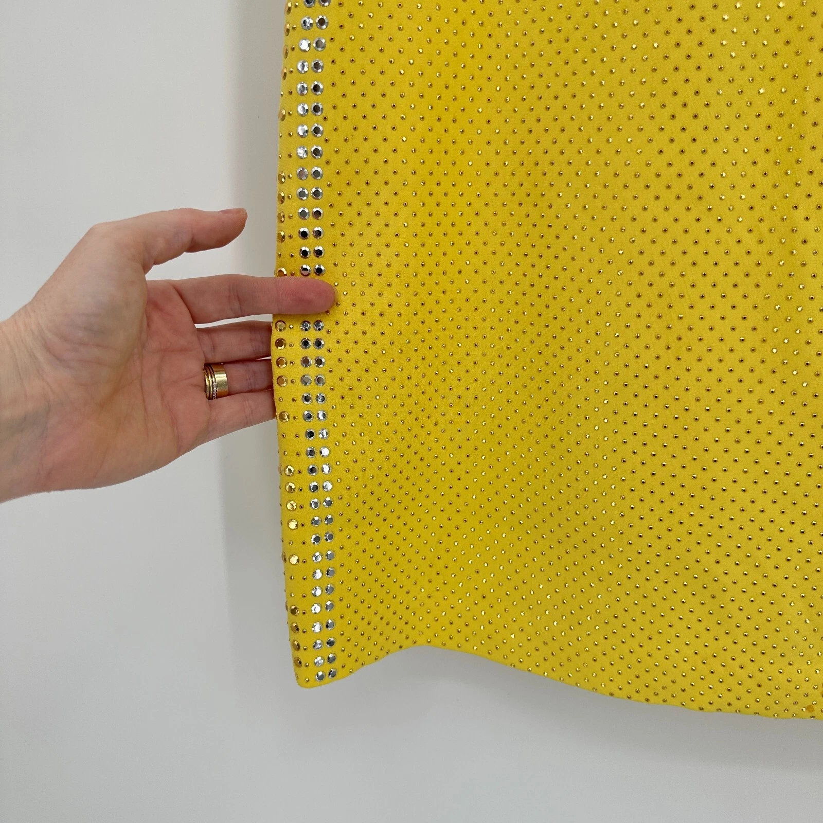 Versace H&M Mini Abito Donna 8 Seta Borchie Giallo Tubino Senza Schienale Zip Nuovo con etichette