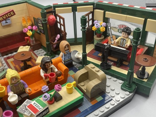 LEGO Ideas 21319 FRIENDS Central Perk, Box, Manual, Back in #Bags, 100% Set MINT - Picture 5 of 24