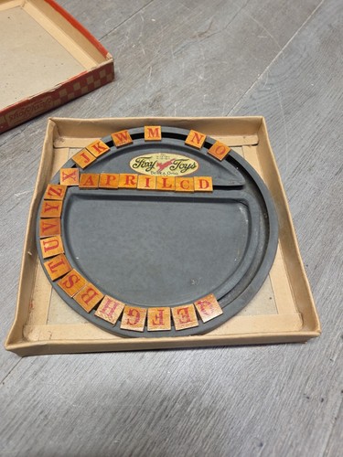 VINTAGE 1917 Foxy Toys Steel Slate Spelling Chalk Board Toy w/ Original Box - Picture 7 of 8