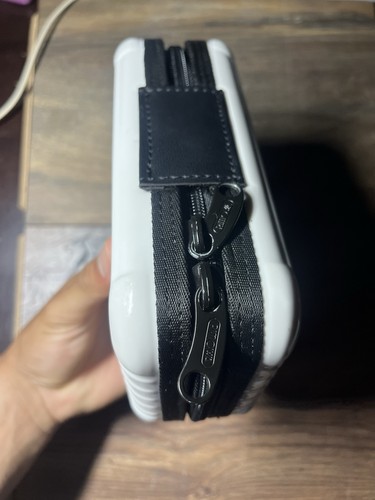 Rimowa Amenity Kit- Lufthansa First Class - Bild 7 von 10