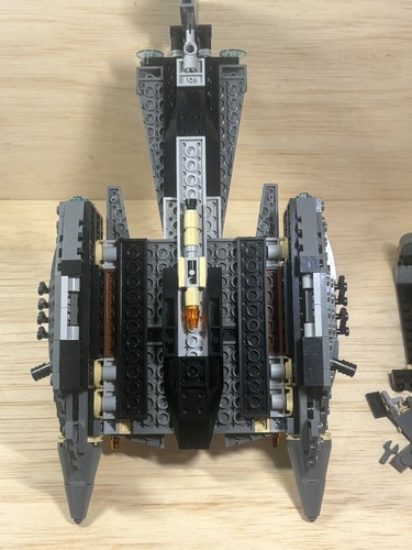 LEGO Star Wars General Grievous' Starfighter (8095) - No Minifigures - Picture 4 of 8