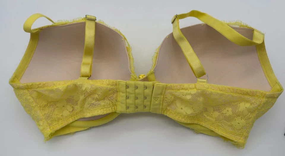 Sujetador push-up Victoria's Secret Dream Angels amarillo encaje acolchado con aros 36DD Foto 2 de 4