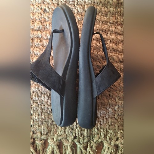 Vionic Women's Activate RX Thong Sandal Black Suede 9.5 Boho Casual Goth - Picture 4 of 9