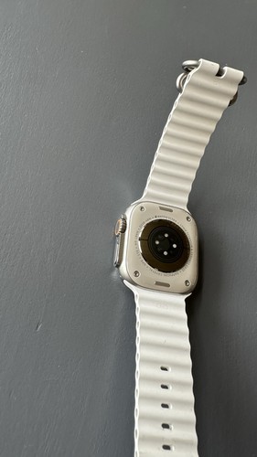 Apple Watch Ultra  49mm Titan GPS + Cellular - Bild 6 von 7