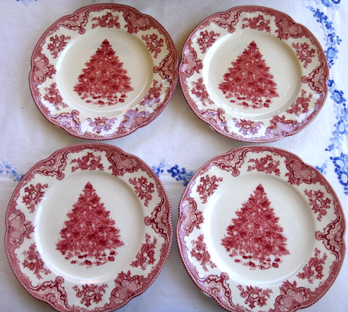 Retired~4~Johnson Bros. Pink Christmas Old Britain Castles 10 1/2" Dinner Plates