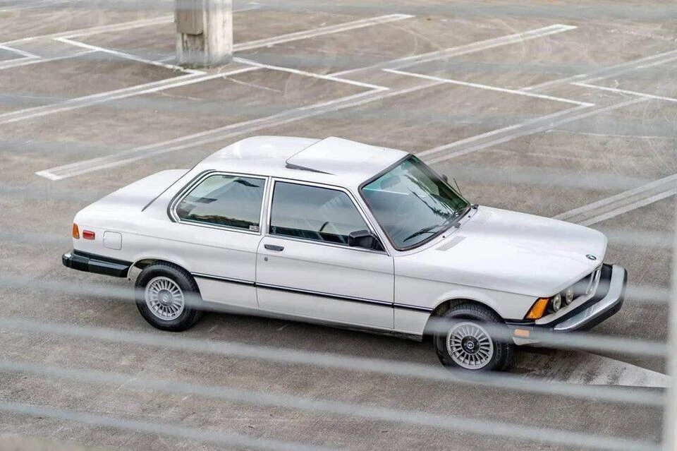 Click photo thumbnail to view