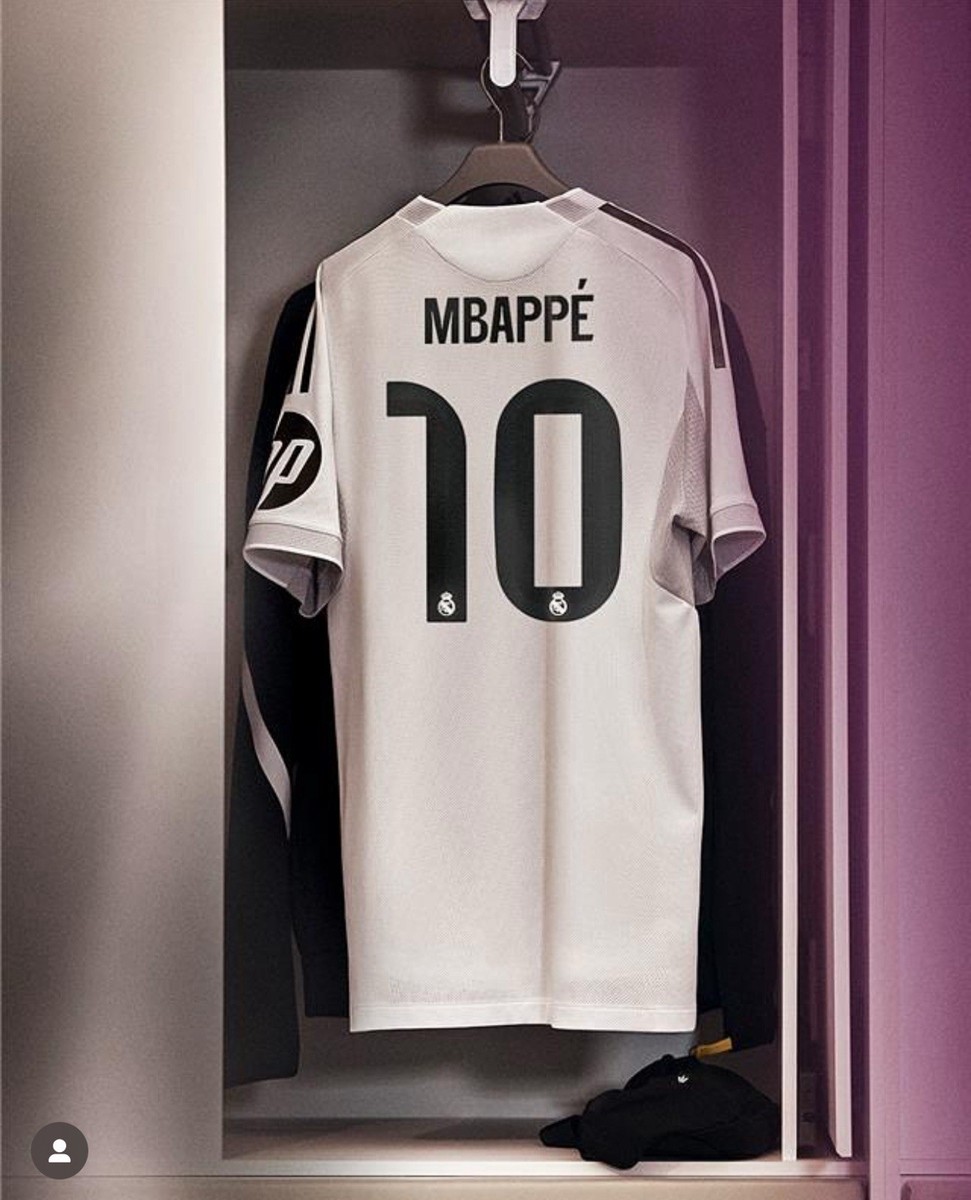 Mbappe #10 Mens MEDIUM Adidas Real Madrid Authentic Home Jersey