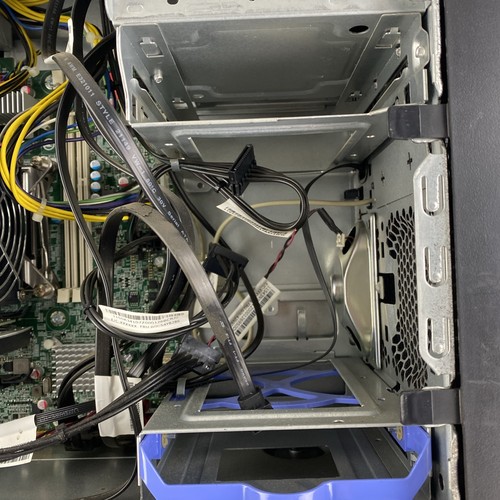Lenovo ThinkStation P410 MT Intel Xeon E5-1620 v4 3.50GHz 8GB RAM No HDD No OS - Picture 14 of 15