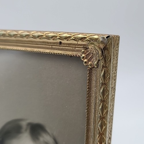 Gold Color Metal Picture Frame 7-1/4" X 5-1/4" w Vintage Photo Mother & Daughter - Picture 3 of 9
