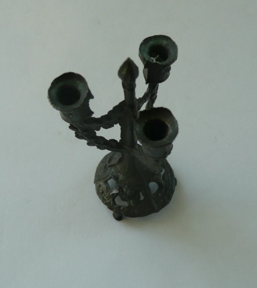 Ancien BOUGEOIR miniature de POUPEE à 3 Branches en Régule - Photo 2/4