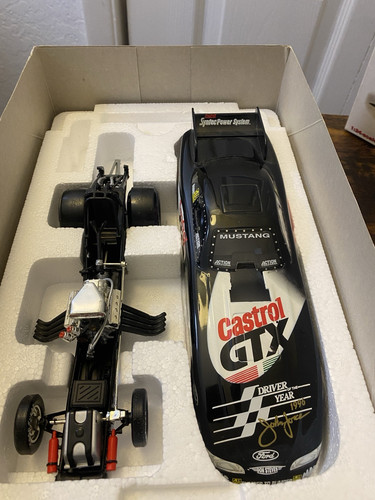 John Force Driver Of The Year 1997 Mustang Funny Car - Picture 4 of 14