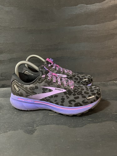Brooks Ghost 14 Damengröße 7 Laufschuhe Turnschuhe Gepard schwarz lila