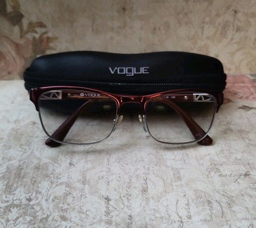 VOGUE 3996 Burgundy Metal Frames for Eyeglasses with Case 812 53 18 140 *READ* - Picture 2 of 7