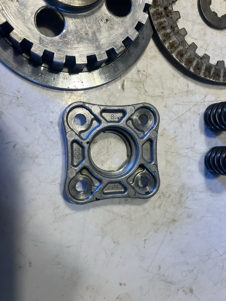  04-13 Honda CRF80F CRF80 CRF Cesta de embrague Buje Placa de presión Conjunto  Foto 4 de 4