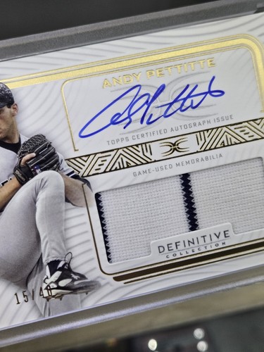 🔥 2023 Topps Definitive Andy Pettitte Auto Game Used /40 On Card Pinstripe - Picture 2 of 3