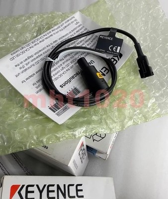 New in box KEYENCE CA-DPW2 Light Source