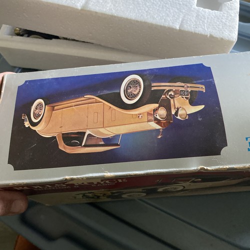 Vintage Solid State 1931 Rolls Royce Phantom II Replica Model Car Radio - Picture 2 of 5