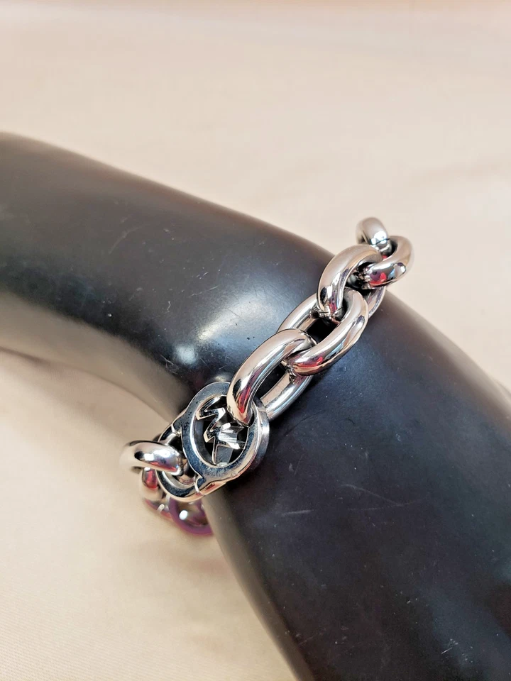 Michael Kors Silver Tone Logo Chain Link Toggle Bracelet - Image 4 of 4