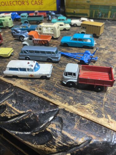Lotto camion e furgoni Lesney Cars Matchbox vintage anni 60 con custodia Sears - Foto 4 di 16