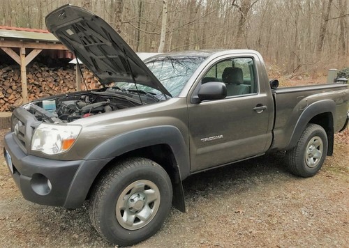 Hood Strut Kit for '05-'15 Toyota Tacoma (High-Lift) by Spiker Engineering - Bild 8 von 12