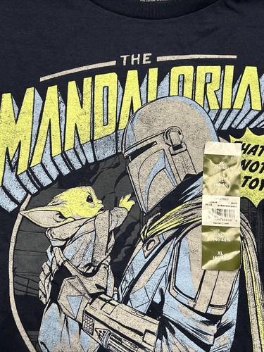 Star Wars The Mandalorian Men's Grogu and Mando Graphic Tee - Size: XL - Picture 7 of 19