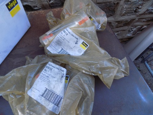VIEGA 2-1/2" ProPress 304 Stainless XL-S Tee w/ FKM Seal (P x P x P) NEW 85612 - Picture 2 of 3