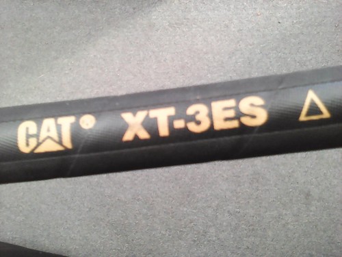 Genuine OEM Caterpillar CAT Hose XT-3ES v - Picture 2 of 3