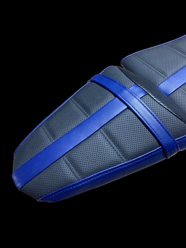 2020 15-22 YAMAHA YZF R3 FRONT AND REAR OEM SEAT  REUPHOLSTERED - Picture 8 of 11