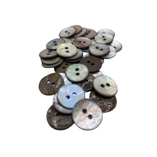 15mm Smokey Gray Shell Buttons Round 2 Hole Knitting Sewing Crafts - Picture 12 of 16