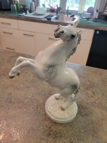 Beautiful Vintage Rearing Porcelain Horse Quality HUTSCHENREUTER Germany 12"