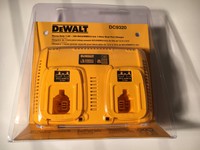 Dewalt Dc9320 Heavy Duty 7.2 Volt - 18 Volt Dual Port Charger Dewalt Dc9320 Heavy Duty 7.2 Volt - 18 Volt Dual Port Charger
