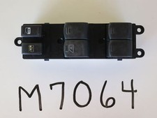 05 06 NISSAN XTERRA DRIVERS SIDE LEFT MASTER WINDOW SWITCH OEM M7064