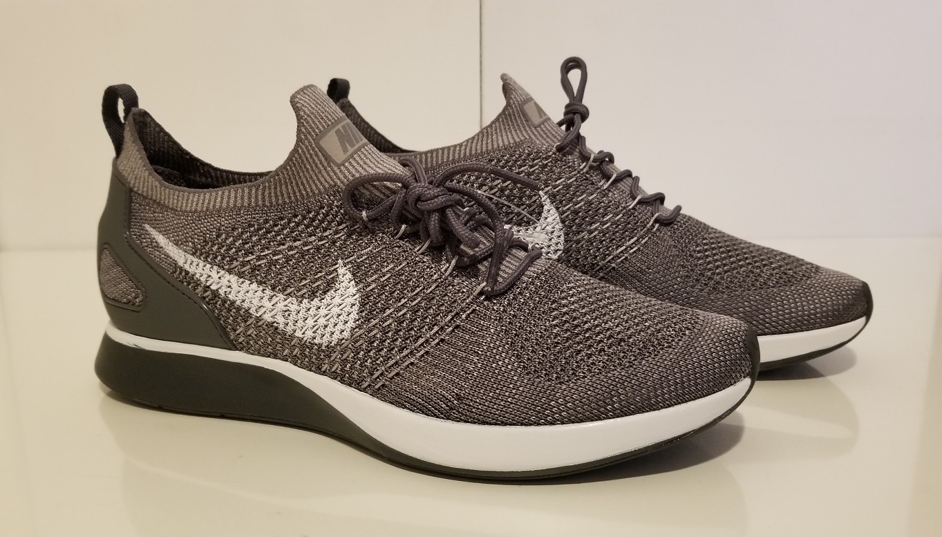 Nike Air Zoom Mariah Flyknit Racer 918264 009 Gunsmoke/ White Sz 10.5 BNIB Scarpe classiche da uomo Nike Air Zoom Mariah Flyknit Racer 918264 009 Gunsmoke/ White Sz 10.5 BNIB Scarpe classiche da uomo
