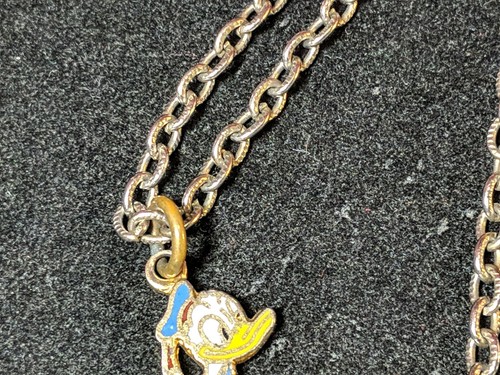 Vtg Walt Disney Productions Donald Duck Cloisonne Enamel Pendant Chain Jewelry - Picture 5 of 18