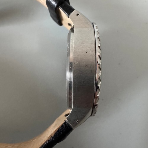 Swatch Watch 007 James Bond "A VIEW TA A KILL" Max Zorin YRS411 Chronograph 2008 - Picture 18 of 19