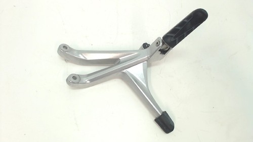 REAR FOOTREST SUPPORT DX Honda VFR 1200F Dual Clutch 2010-2013 2011 - Picture 1 of 3