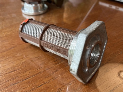 NOS Mercedes Diesel Fuel Tank Strainer Filter Screen W123 E124 W126 w/O-Ring - Picture 2 of 3